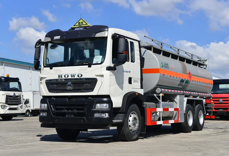 Sinotruk HOWO TX 6x4 Fuel Tanker